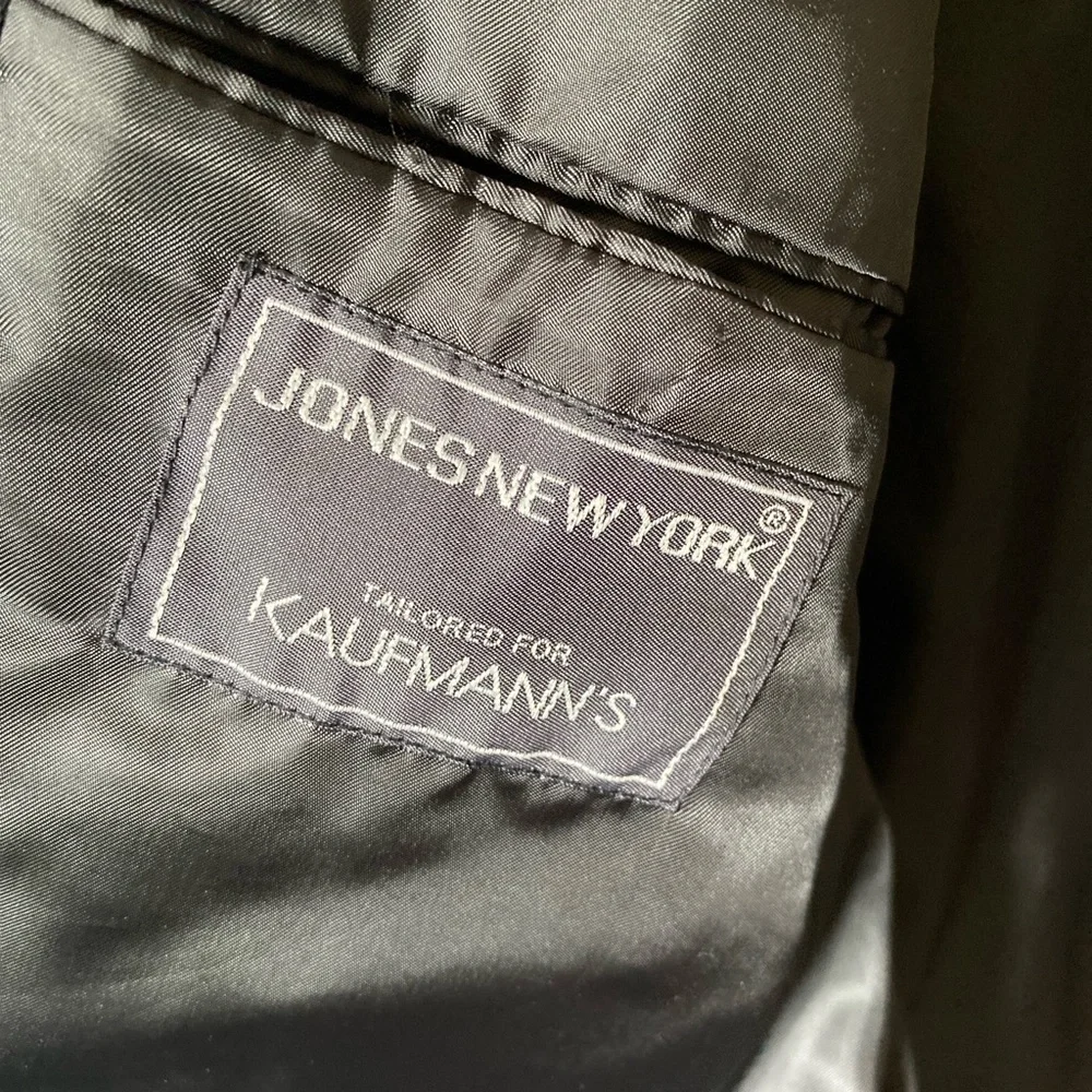 Jones New York Suit Men 43 R Black Golden Twist Wool USA Made Vtg